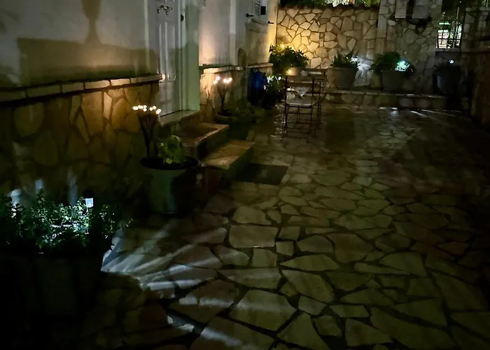 See And City Apartment